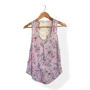 Floral Tunic With Lace Detailing and Attached Silver Necklace